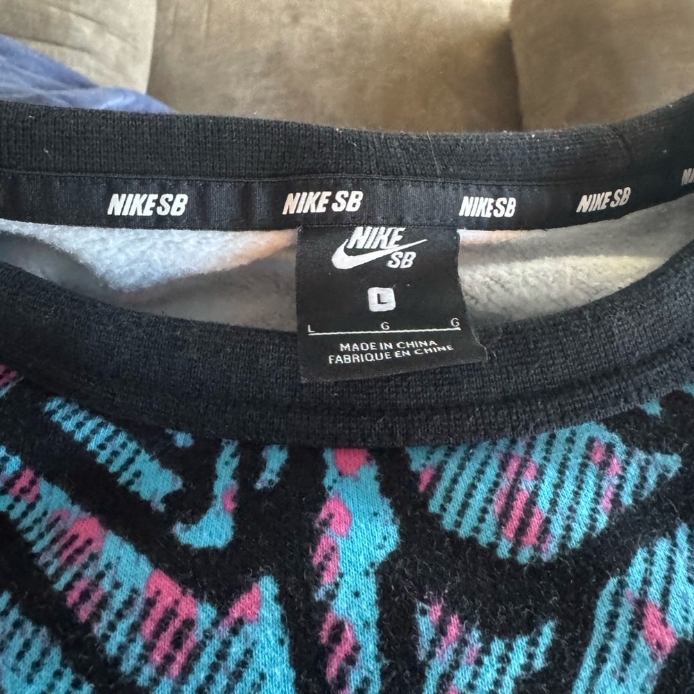 Men's Black and Blue Sweater